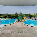 Trafalgar Hotel